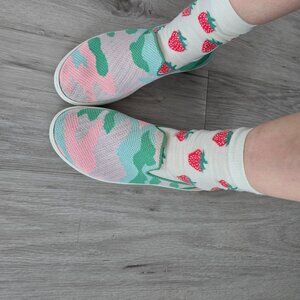 Rothy's | The Original pink cotton candy camo preppy slip-on sneakers | WMS 6